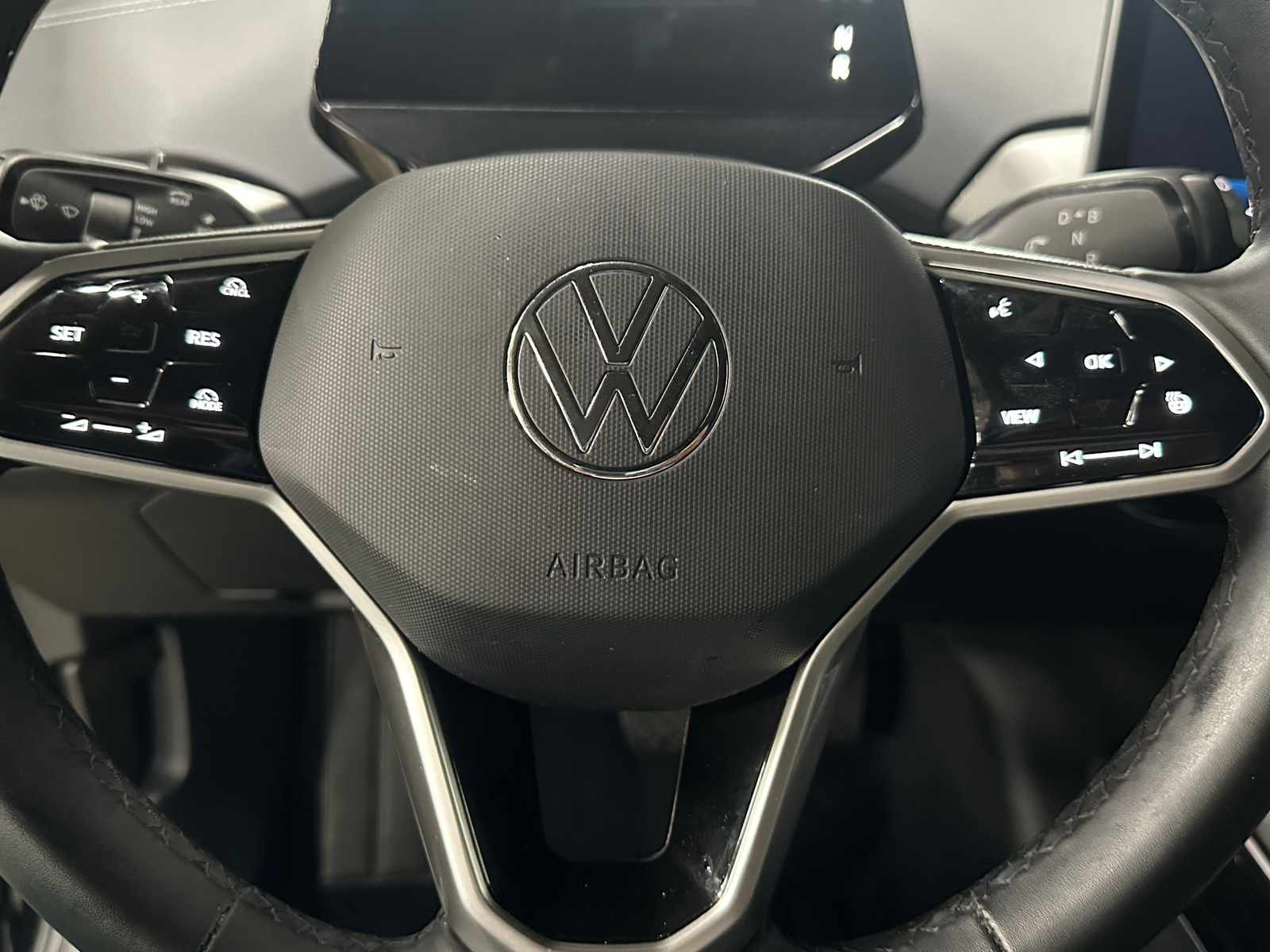 Thumbnail: 2024 Volkswagen ID.4 - 4