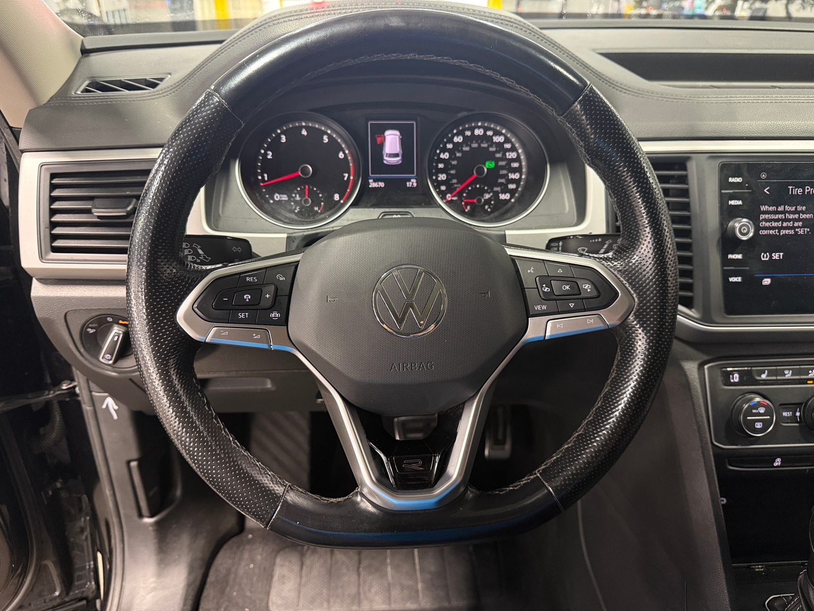 Thumbnail: 2021 Volkswagen Atlas - 4