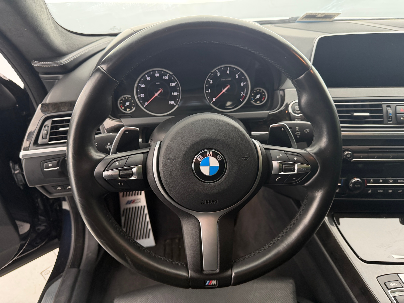 Thumbnail: 2016 BMW 6 Series - 4