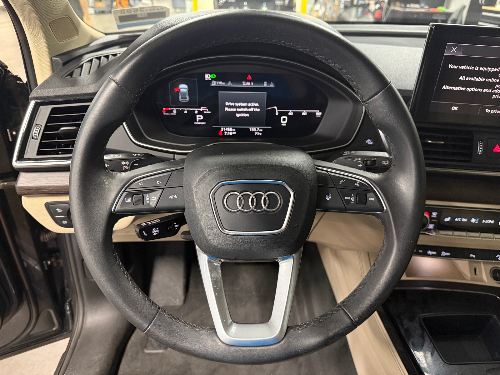 Thumbnail: 2023 Audi Q5 - 4