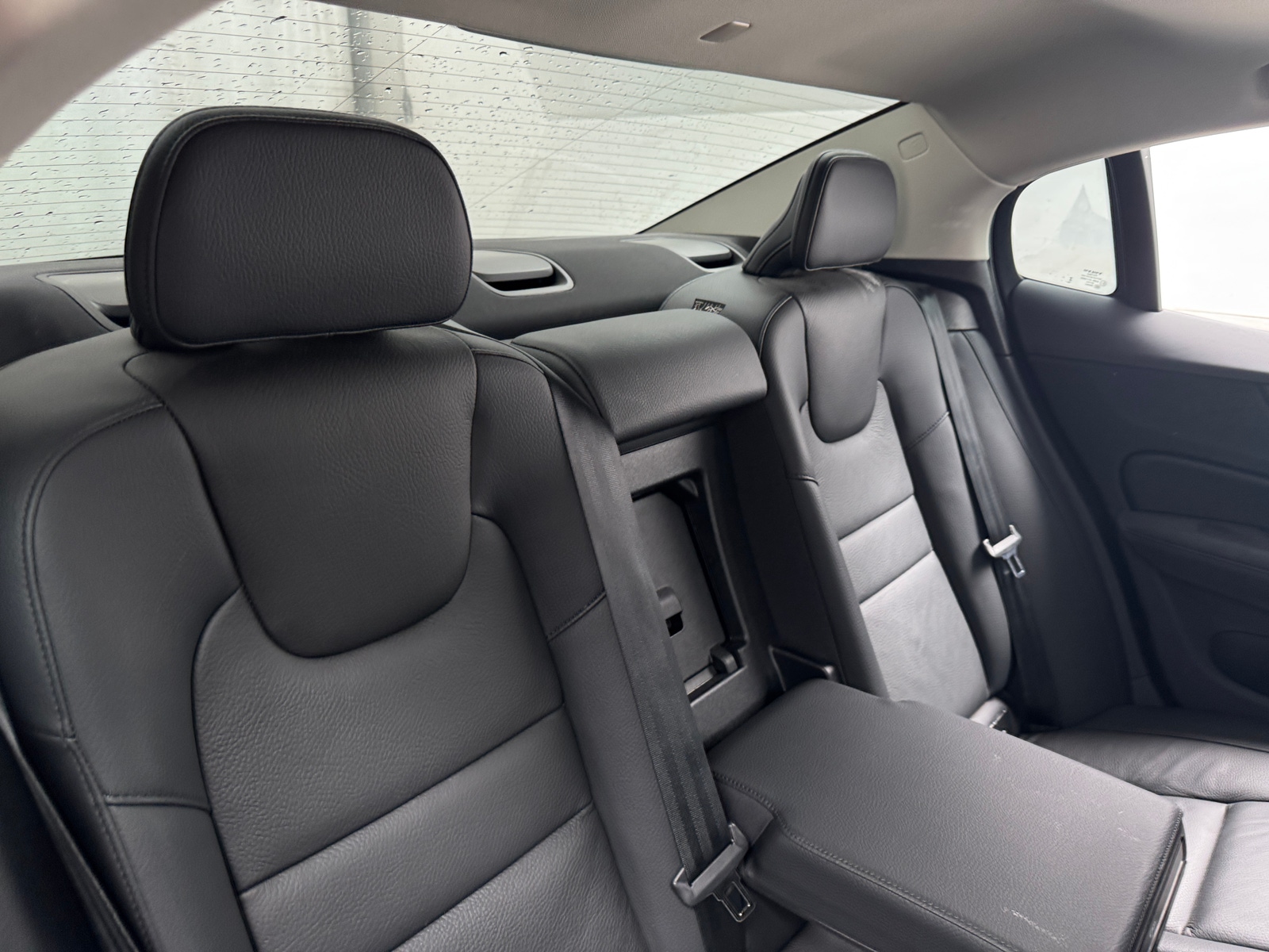 Thumbnail: 2024 Volvo S60 - 5