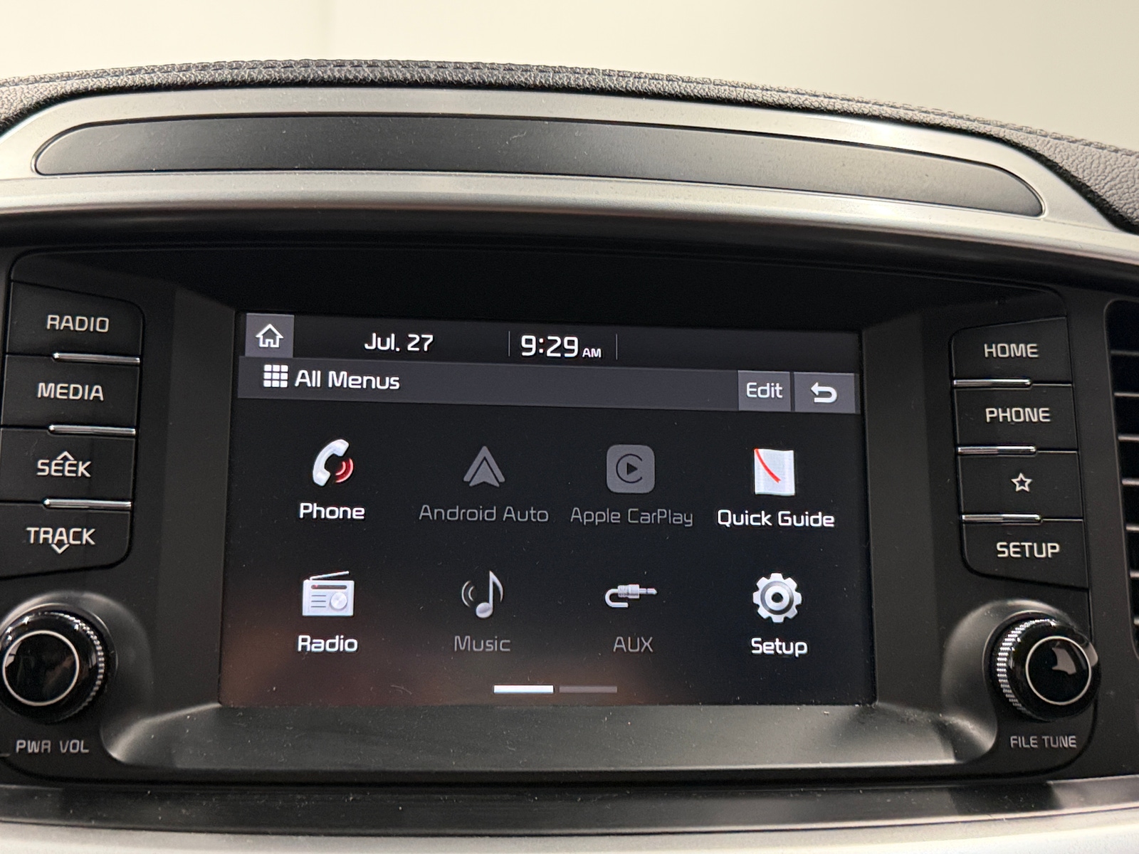 Thumbnail: 2019 Kia Sorento - 4