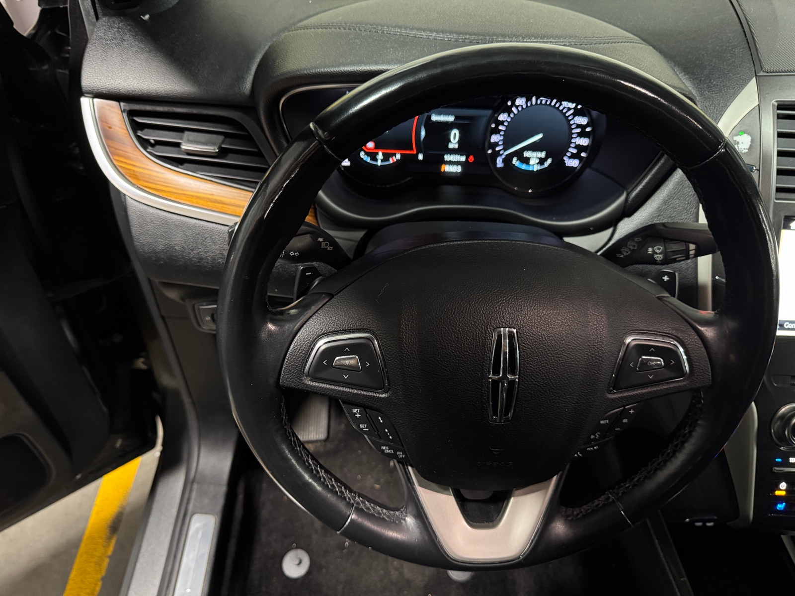 Thumbnail: 2019 Lincoln MKC - 4