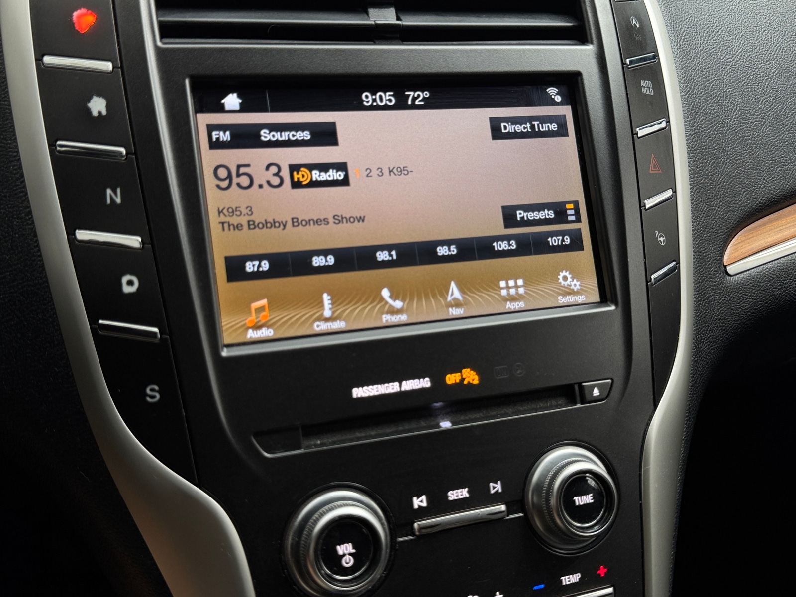 Thumbnail: 2019 Lincoln MKC - 3