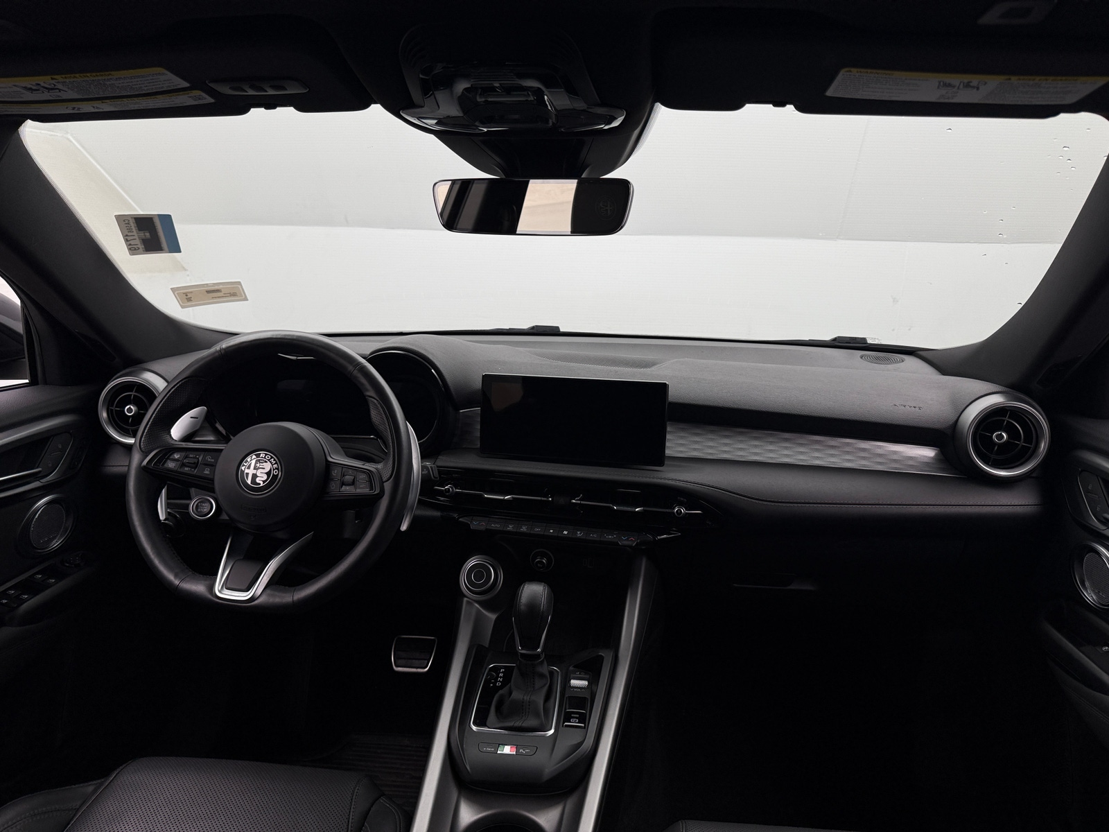 Thumbnail: 2024 Alfa Romeo Tonale - 2