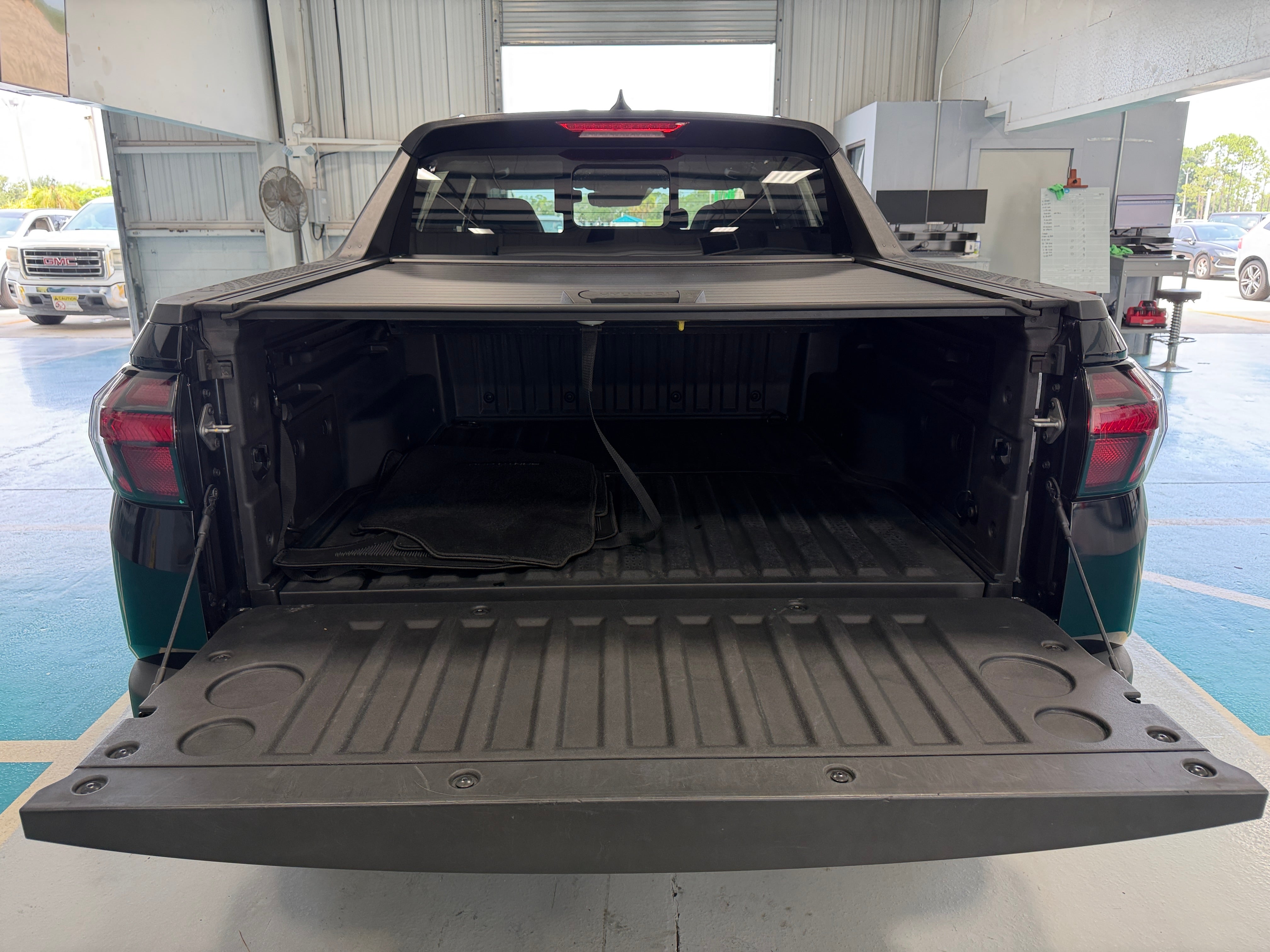 2024 Hyundai Santa Cruz Limited - Photo 9