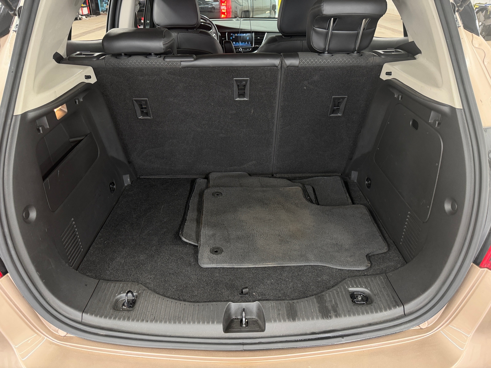 Thumbnail: 2019 Buick Encore - 6