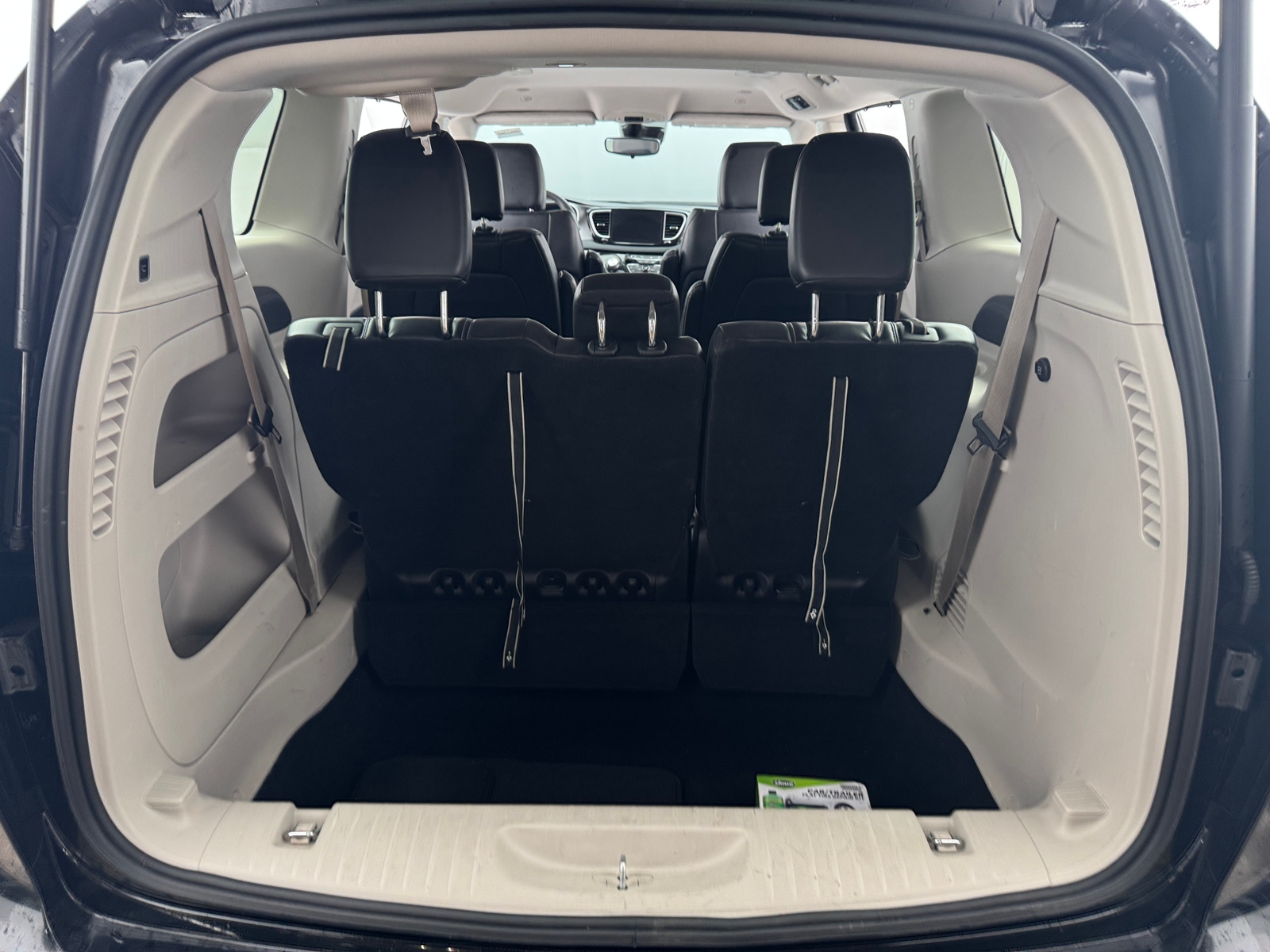 Thumbnail: 2024 Chrysler Pacifica - 6