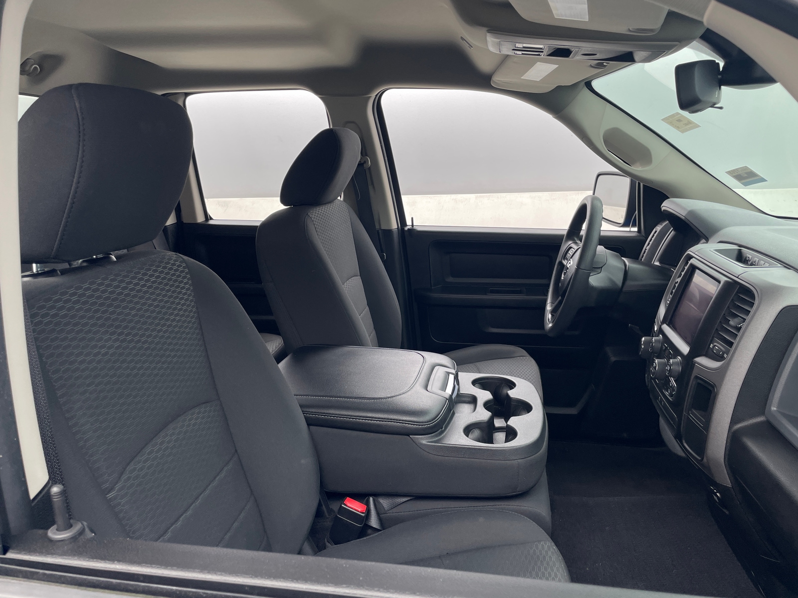 Thumbnail: 2019 RAM 1500 Classic - 2