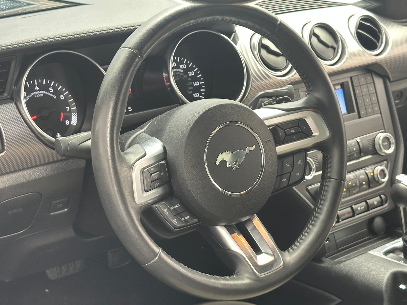 Thumbnail: 2019 Ford Mustang - 4