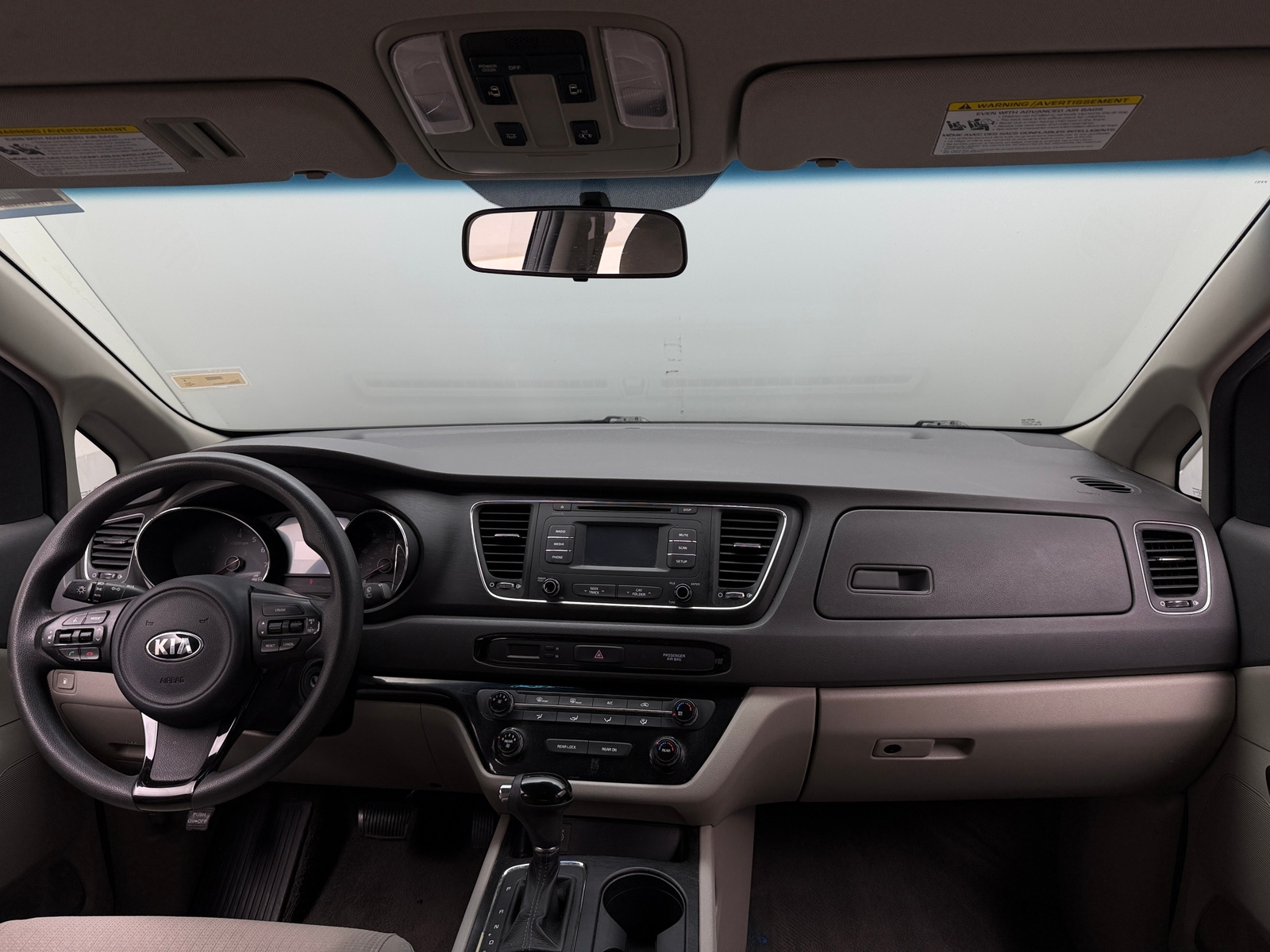 Thumbnail: 2017 Kia Sedona - 3