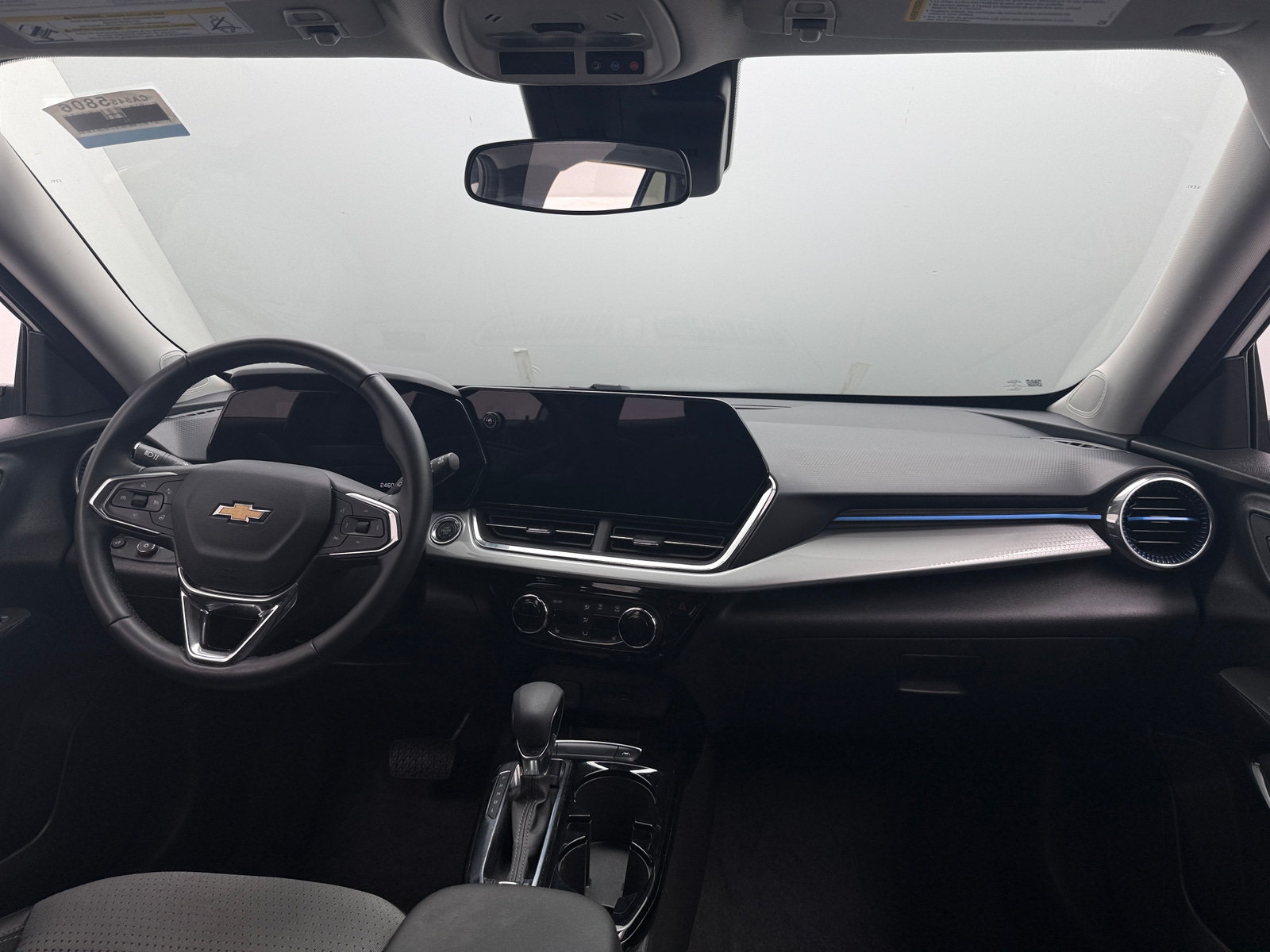 Thumbnail: 2025 Chevrolet Trax - 2