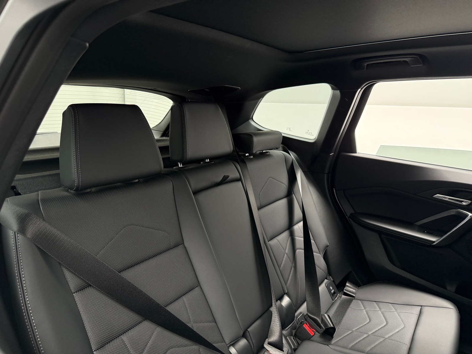 Thumbnail: 2026 BMW X1 - 5