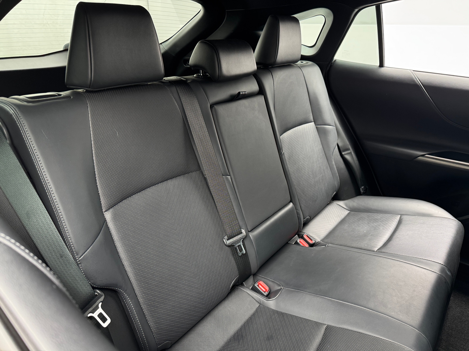 Thumbnail: 2021 Toyota Venza - 5