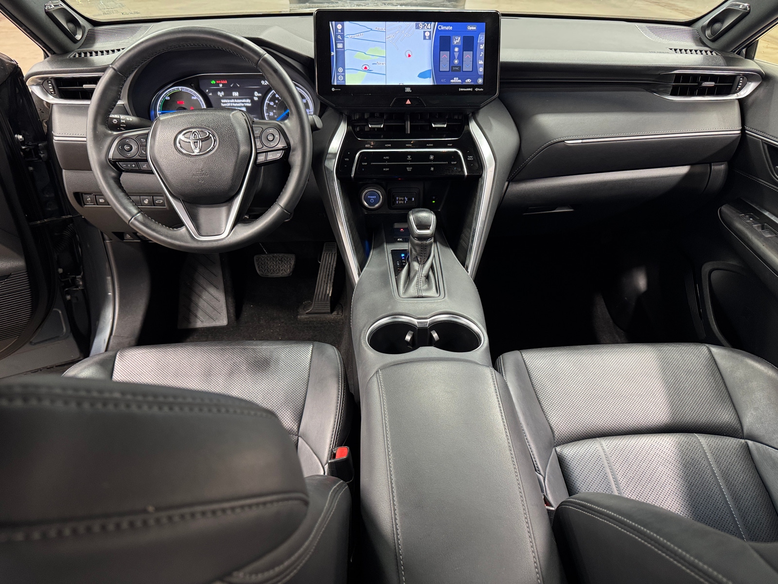 Thumbnail: 2021 Toyota Venza - 2
