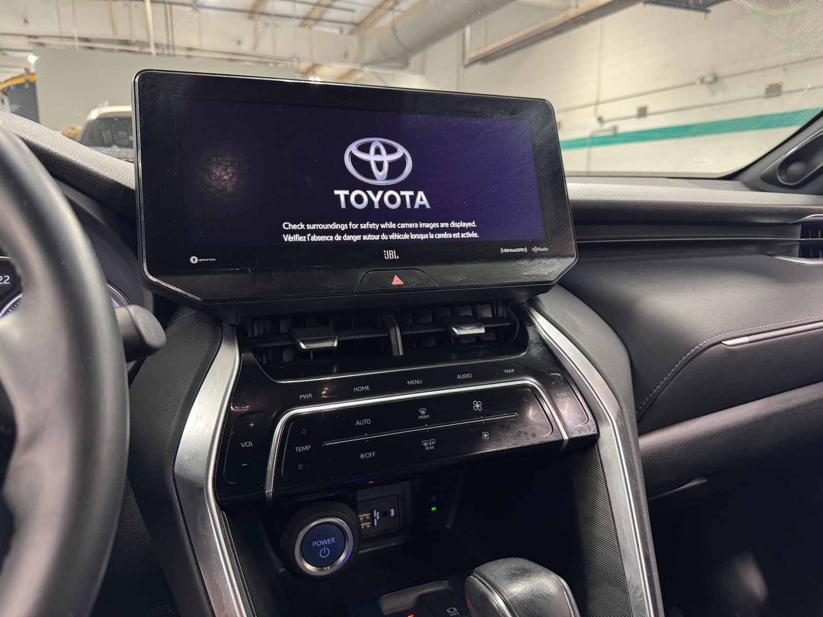 Thumbnail: 2021 Toyota Venza - 3