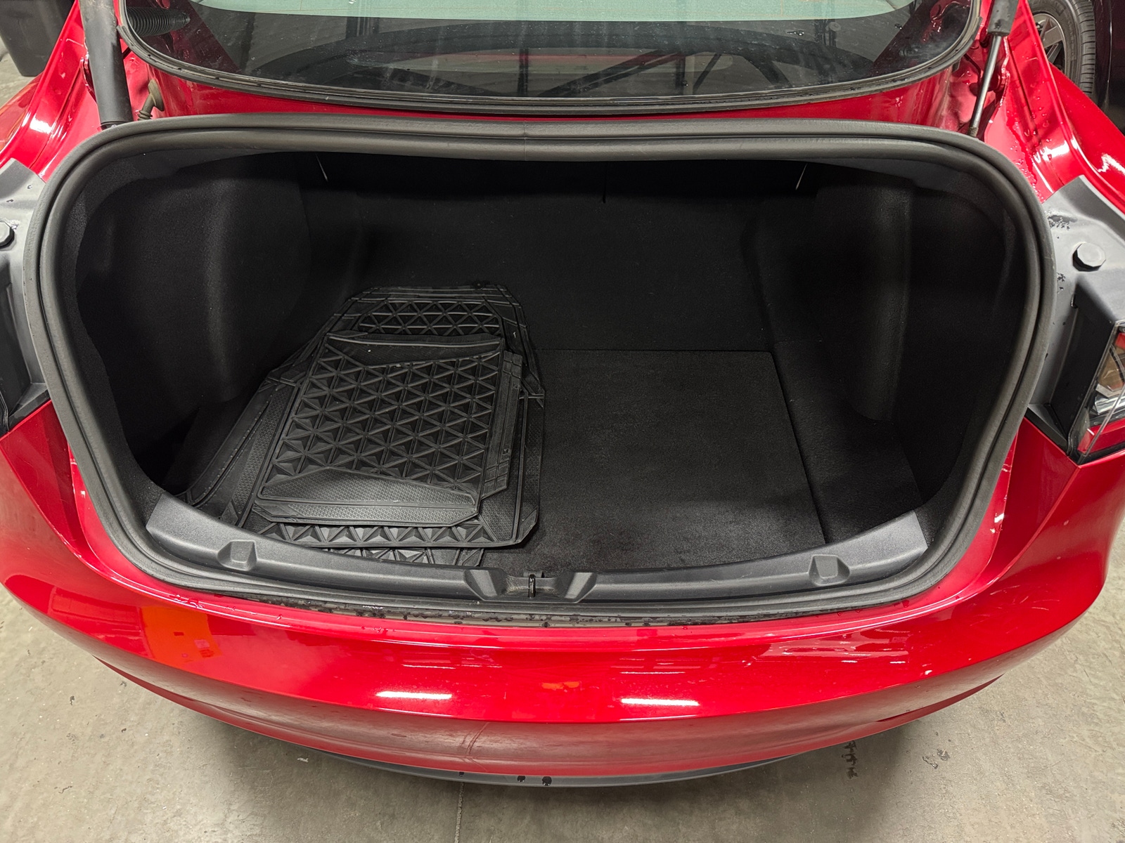 Thumbnail: 2023 Tesla Model 3 - 6