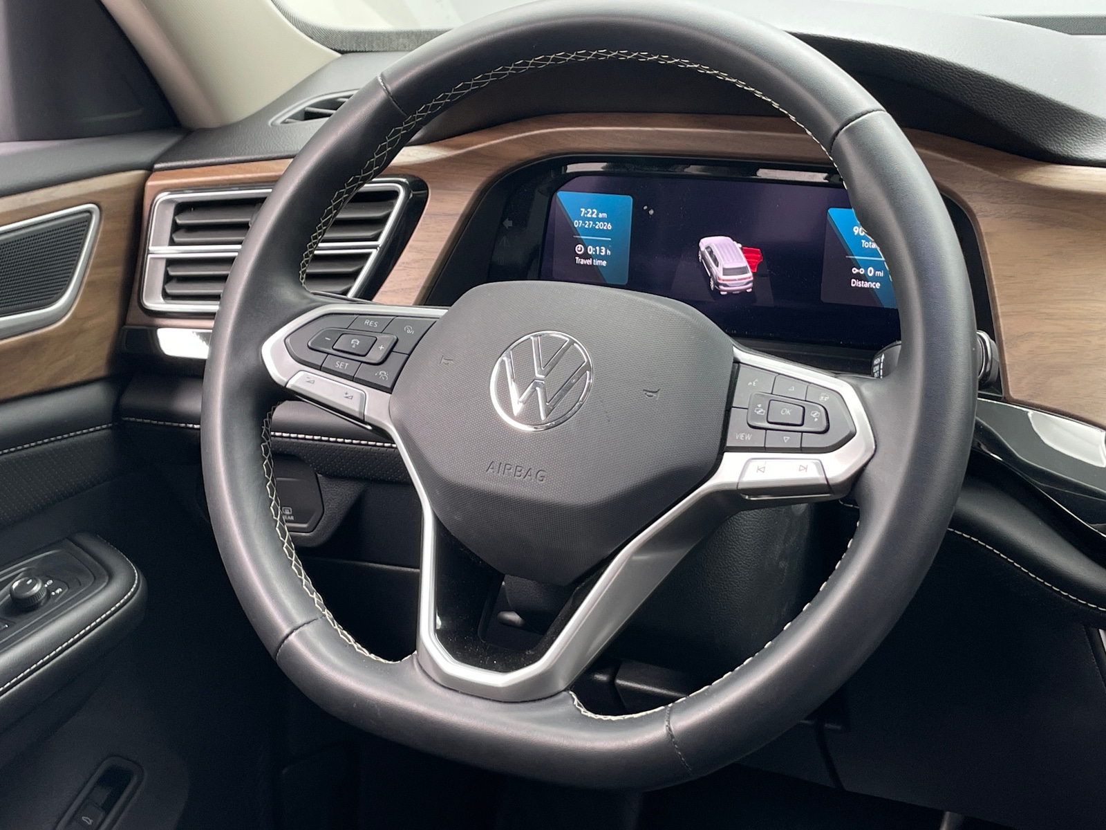 Thumbnail: 2026 Volkswagen Atlas - 4