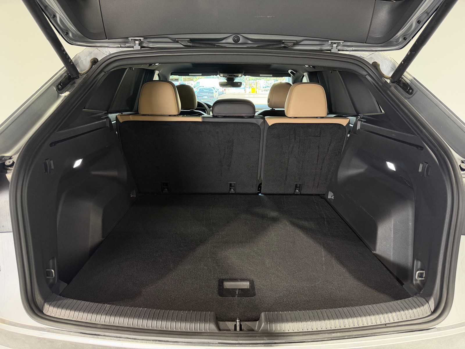 Thumbnail: 2026 Volkswagen Atlas - 6