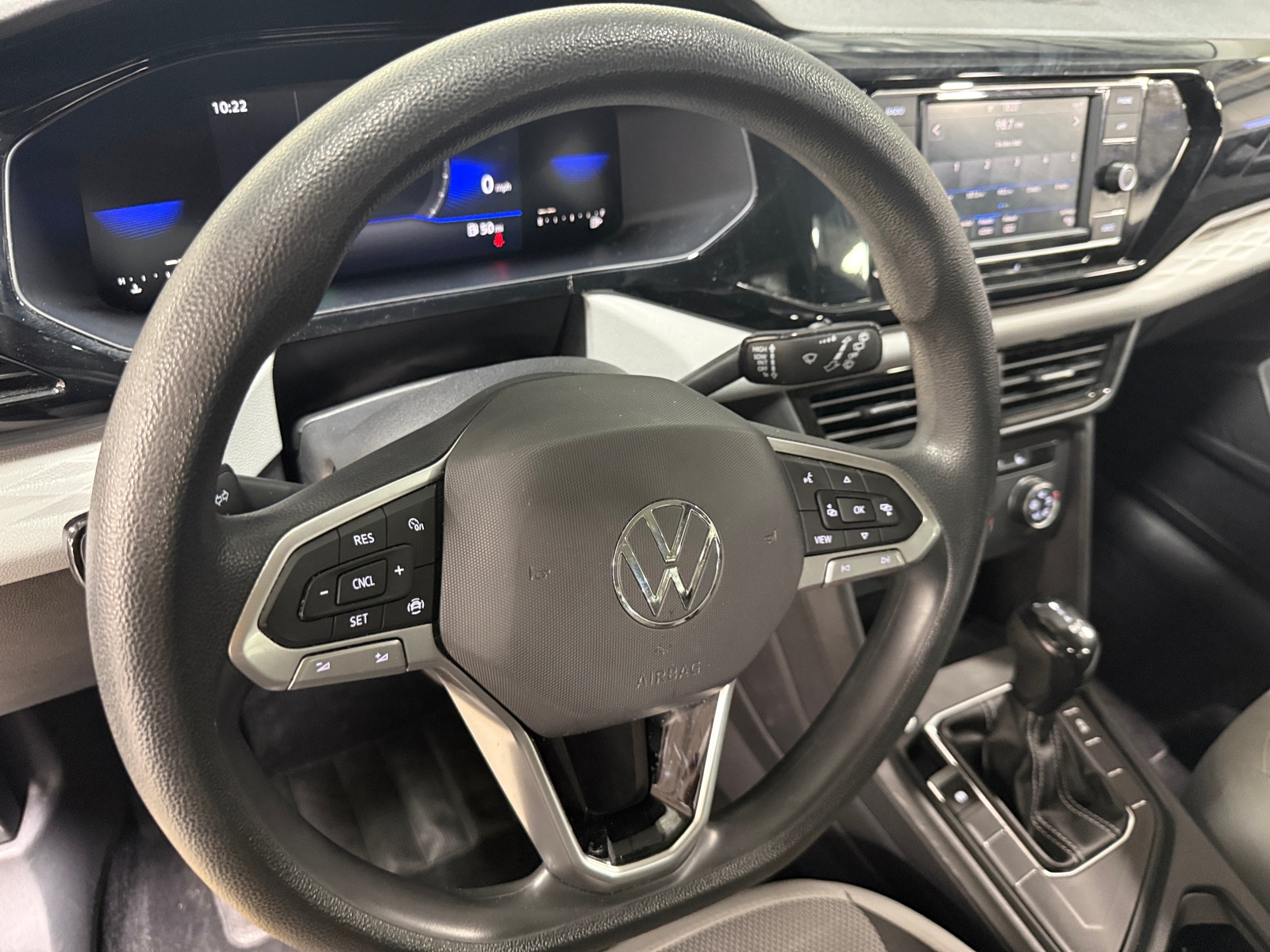 Thumbnail: 2022 Volkswagen Taos - 5
