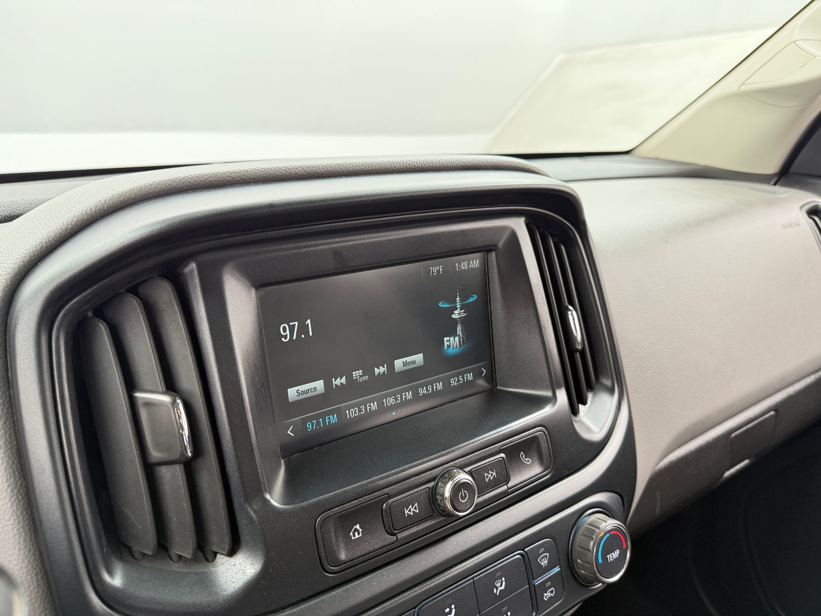 Thumbnail: 2018 Chevrolet Colorado - 4
