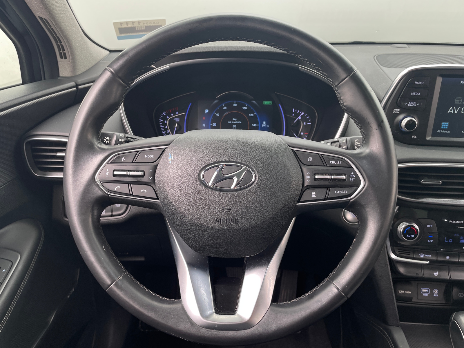 Thumbnail: 2019 Hyundai Santa Fe - 4