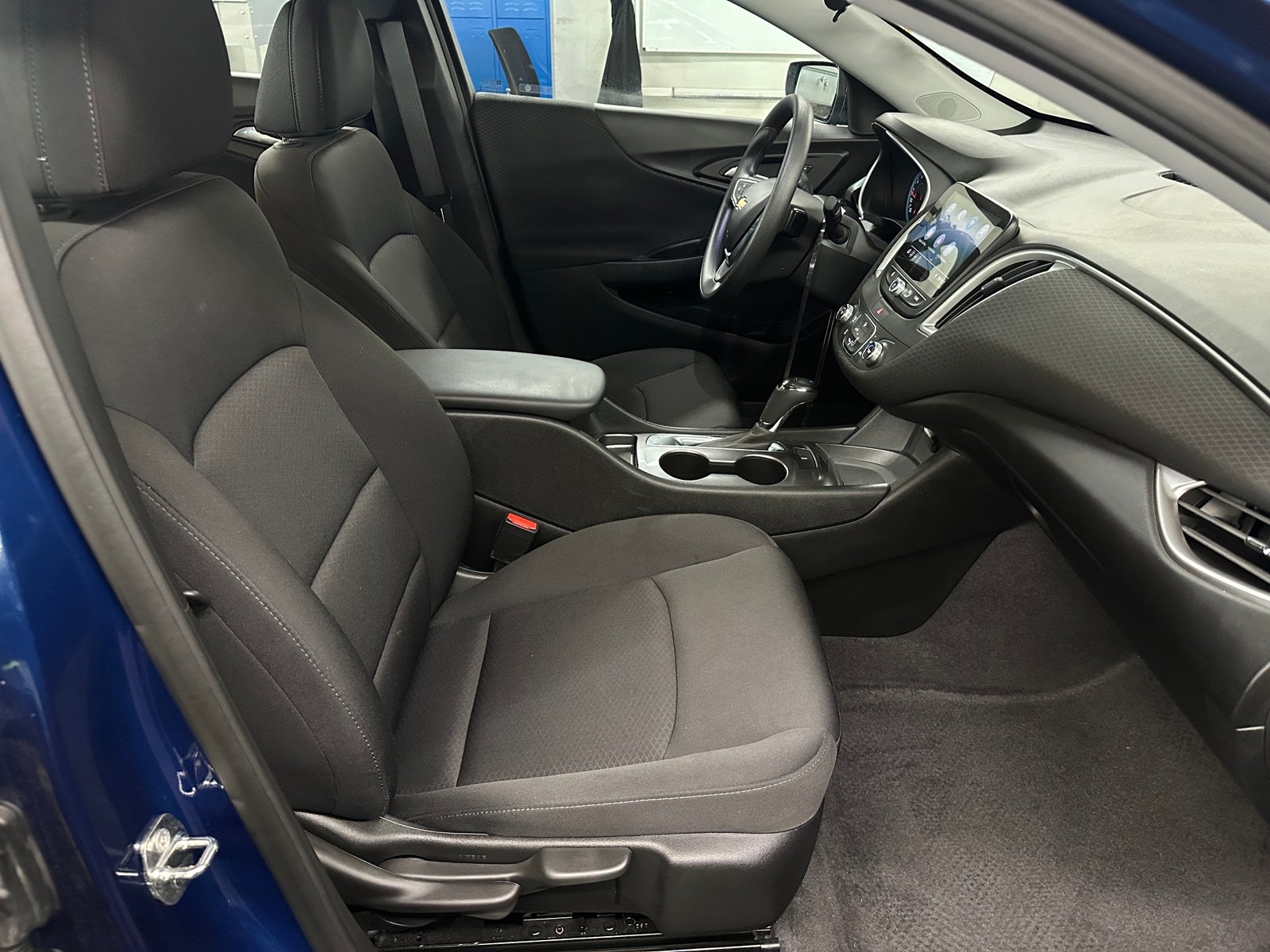 Thumbnail: 2019 Chevrolet Malibu - 2