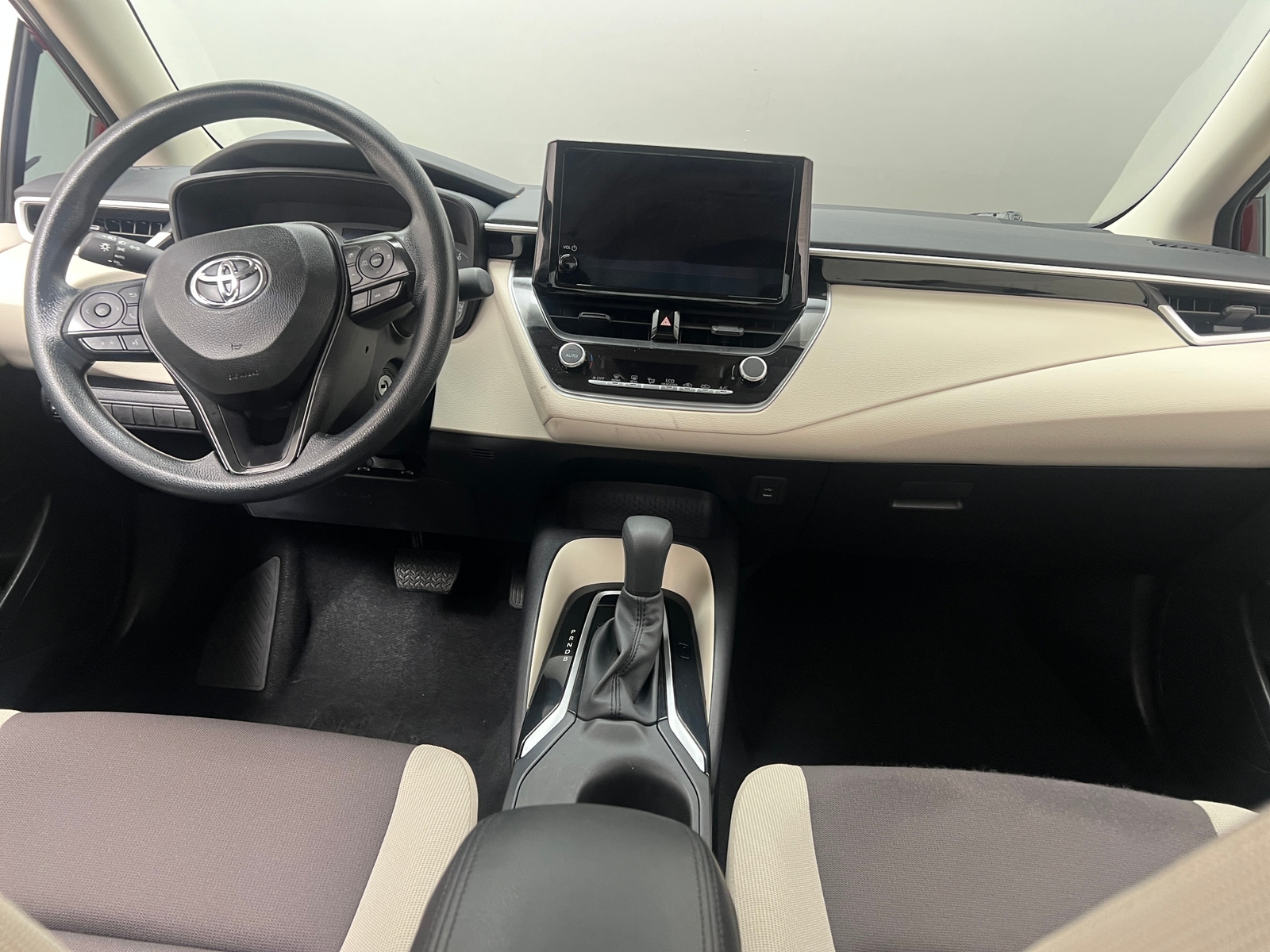 Thumbnail: 2025 Toyota Corolla - 3