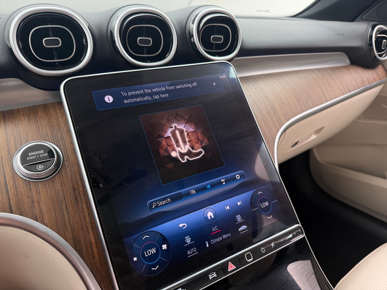 Thumbnail: 2024 Mercedes-Benz C-Class - 3