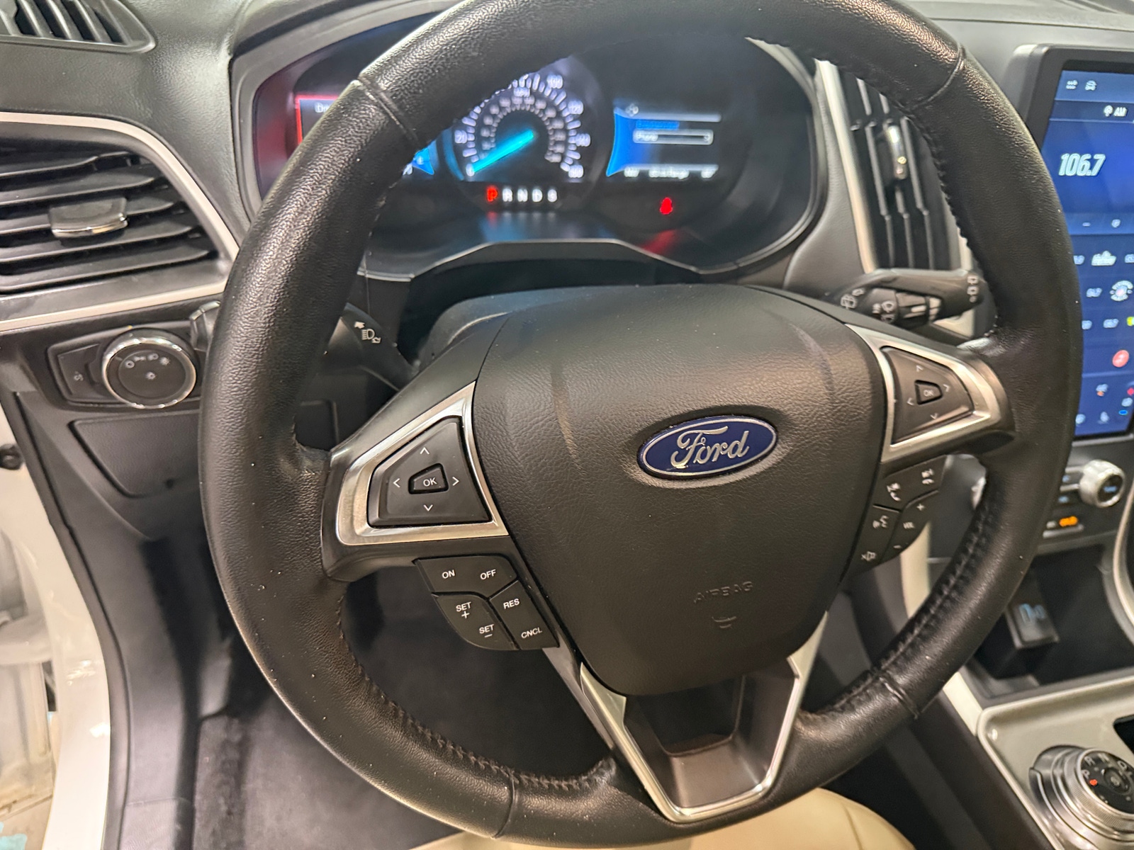 Thumbnail: 2023 Ford Edge - 4