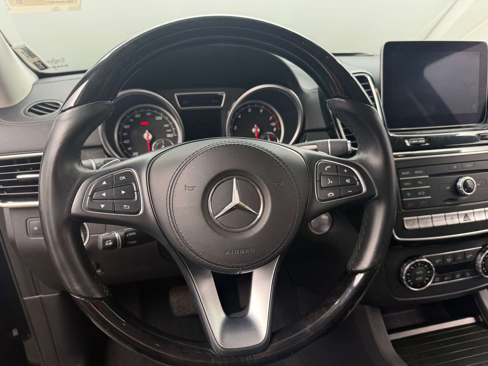 Thumbnail: 2018 Mercedes-Benz GLS - 4
