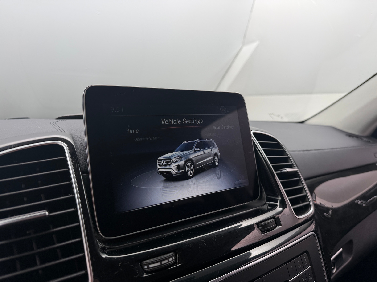 Thumbnail: 2018 Mercedes-Benz GLS - 3