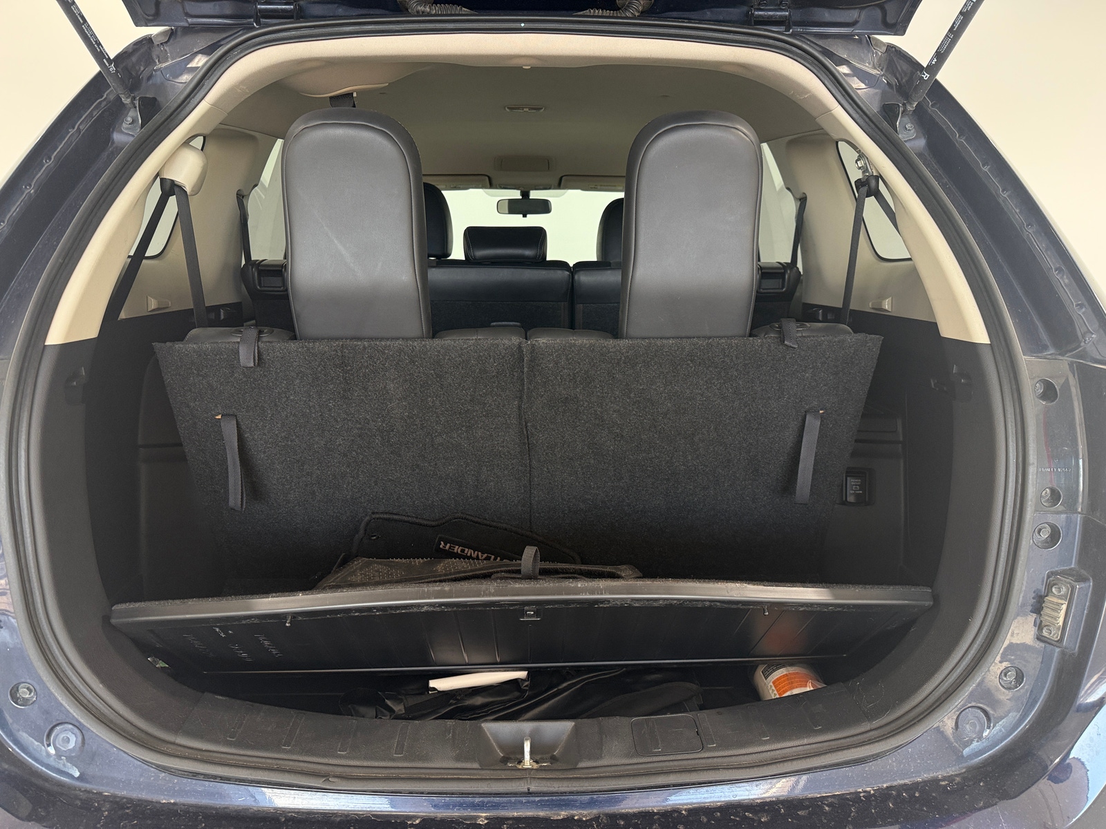 Thumbnail: 2019 Mitsubishi Outlander - 7