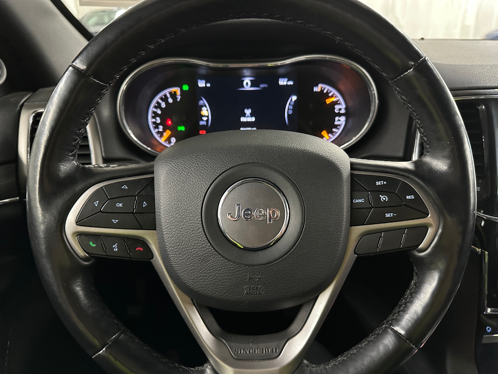 Thumbnail: 2021 Jeep Grand Cherokee - 4