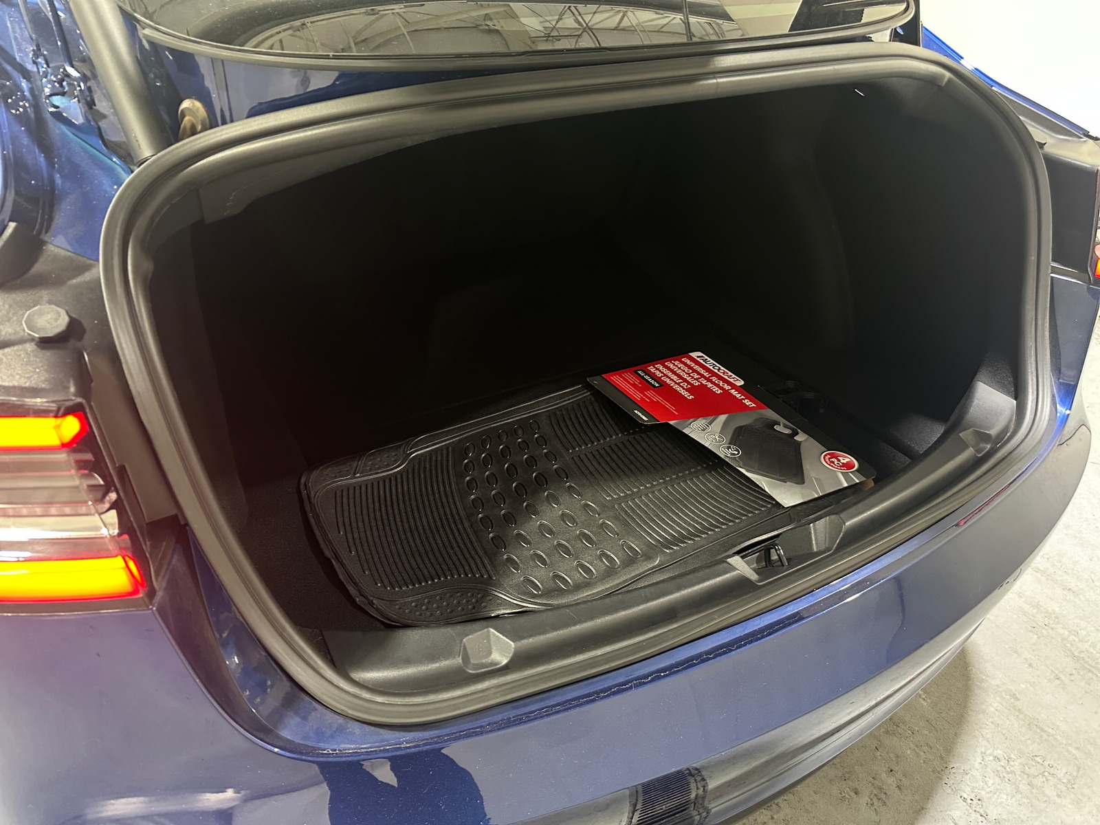 Thumbnail: 2021 Tesla Model 3 - 6