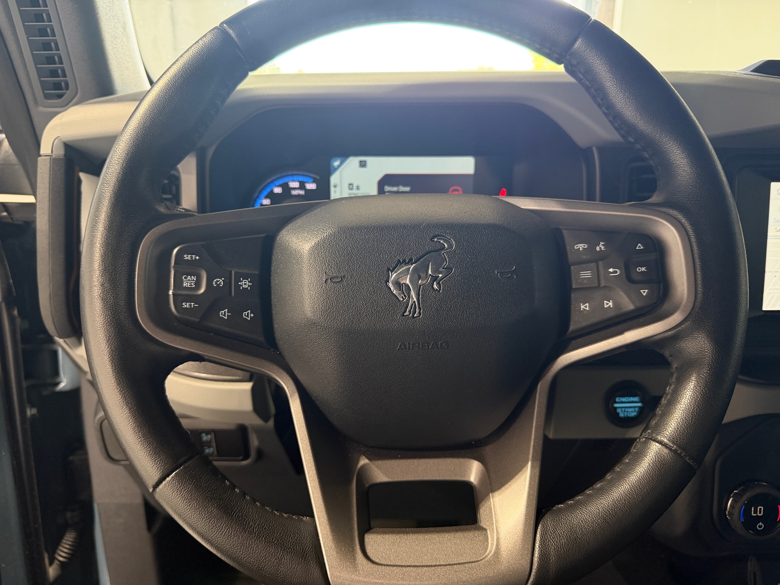 Thumbnail: 2023 Ford Bronco - 5