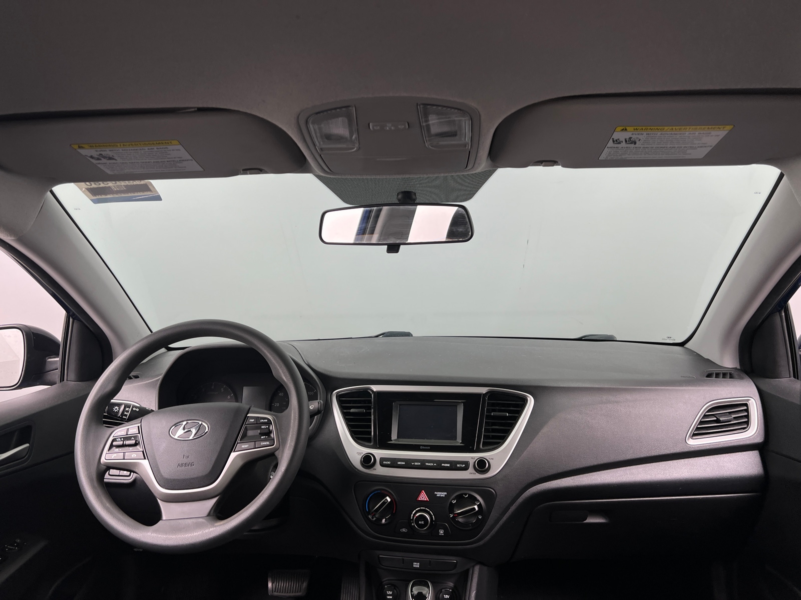 Thumbnail: 2022 Hyundai Accent - 3