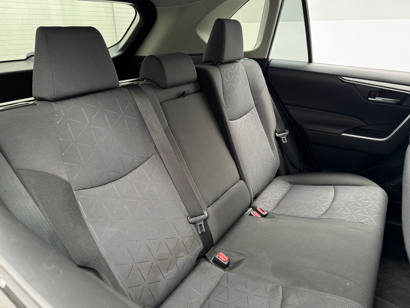 Thumbnail: 2020 Toyota RAV4 - 6