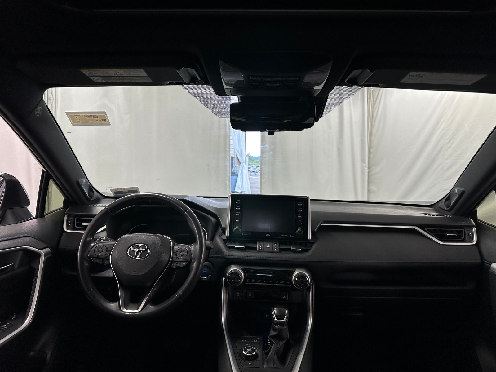 Thumbnail: 2019 Toyota RAV4 - 2
