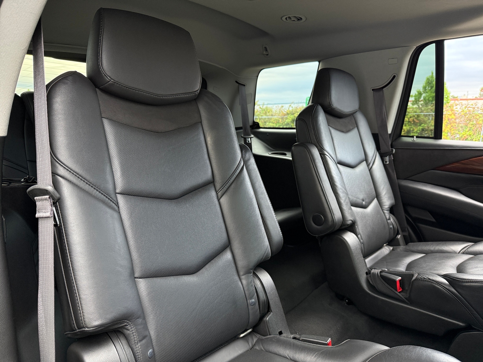 Thumbnail: 2016 Cadillac Escalade - 5