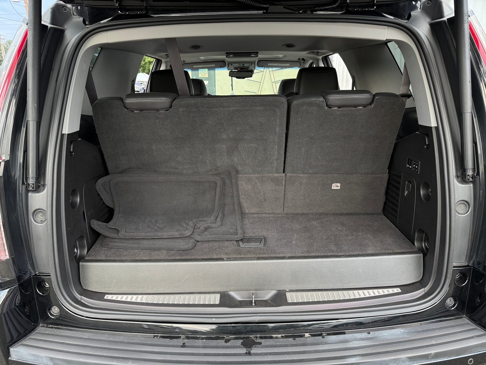 Thumbnail: 2016 Cadillac Escalade - 6