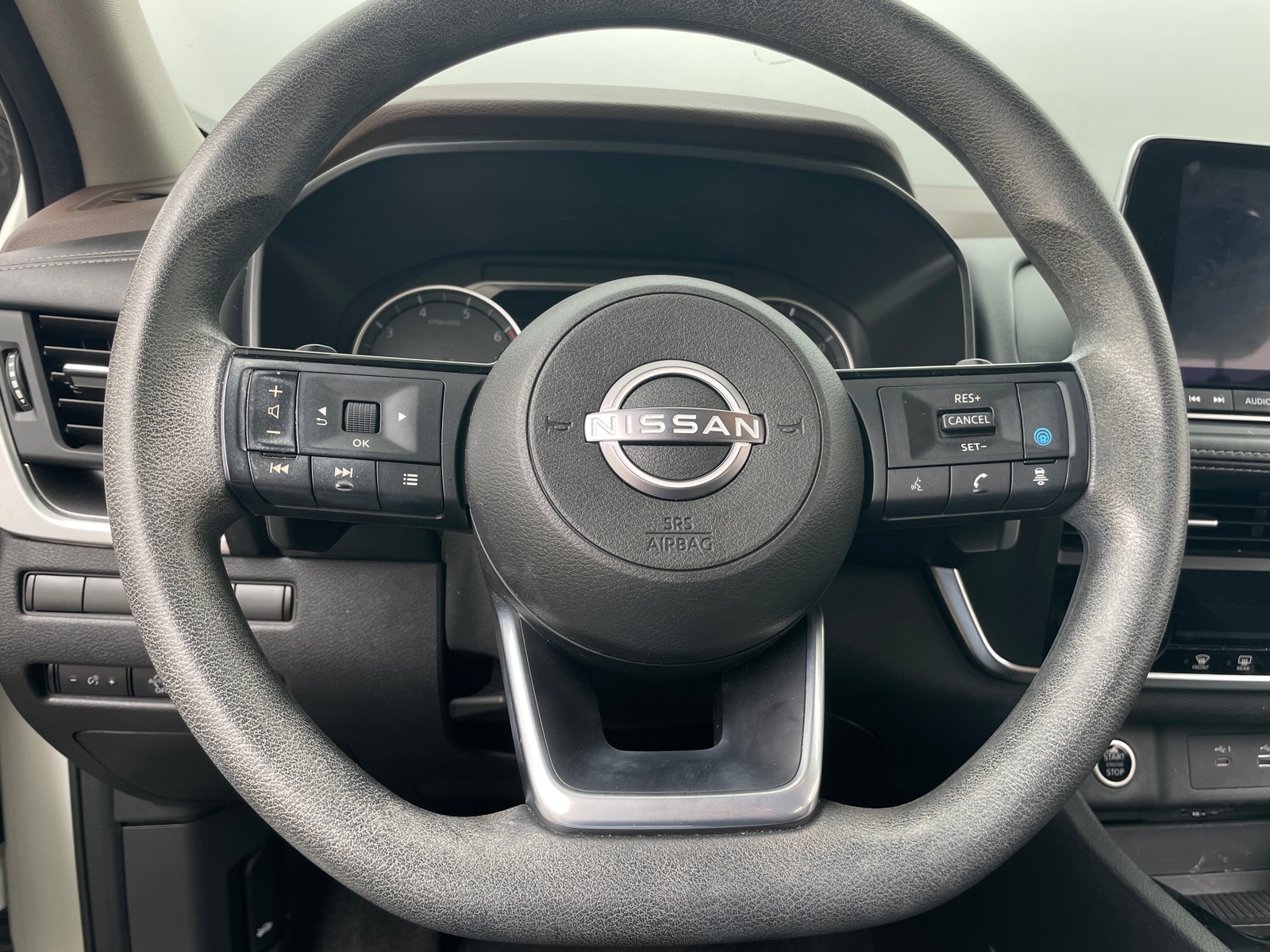 Thumbnail: 2023 Nissan Rogue - 5