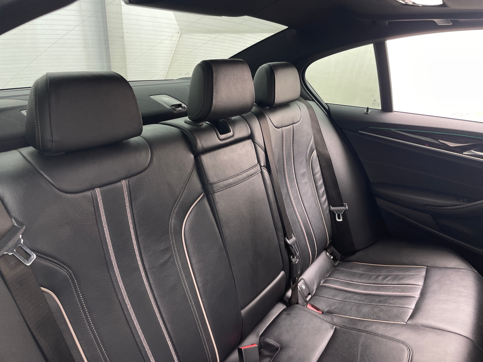 Thumbnail: 2018 BMW 5 Series - 5