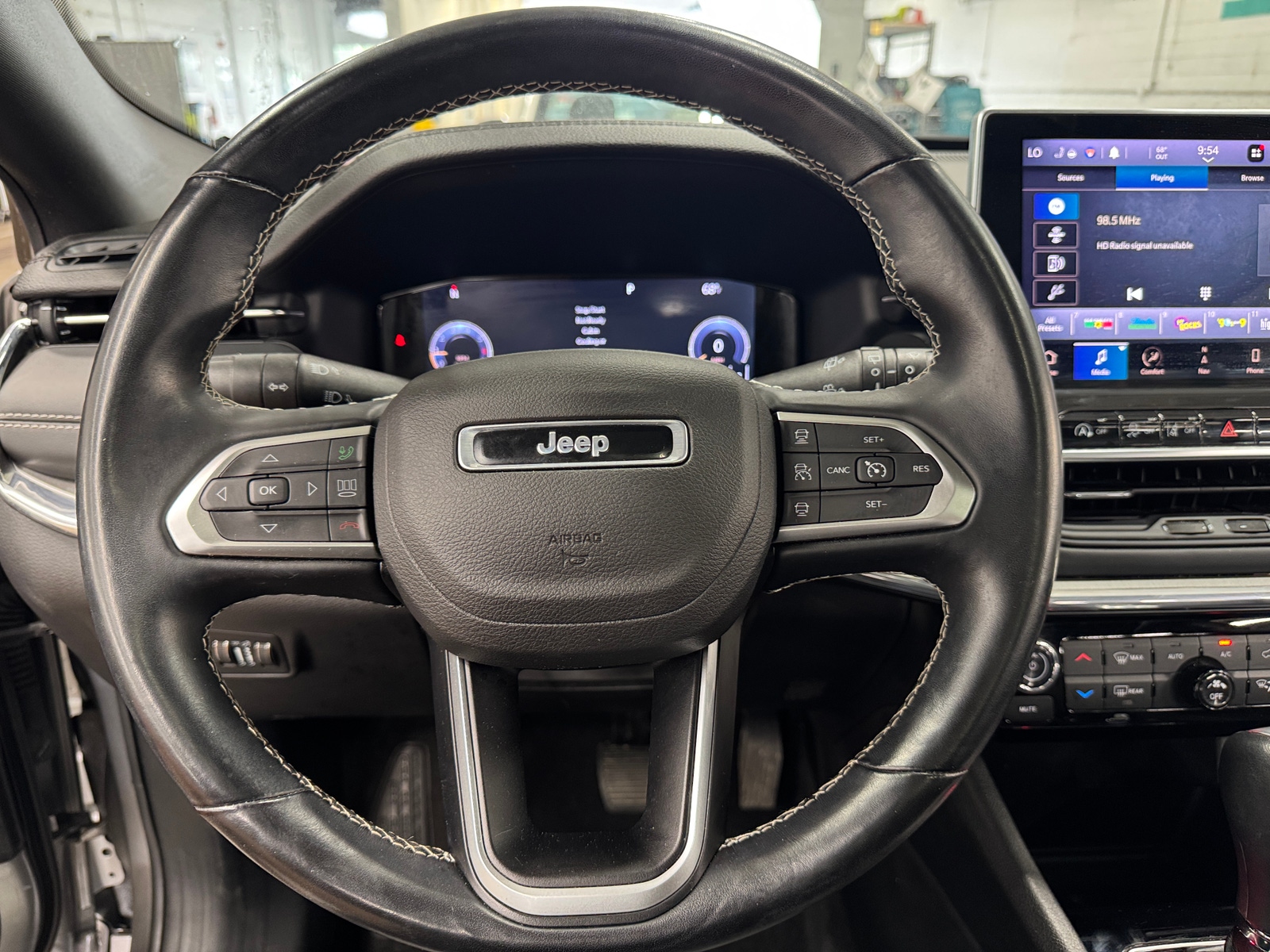 Thumbnail: 2022 Jeep Compass - 4