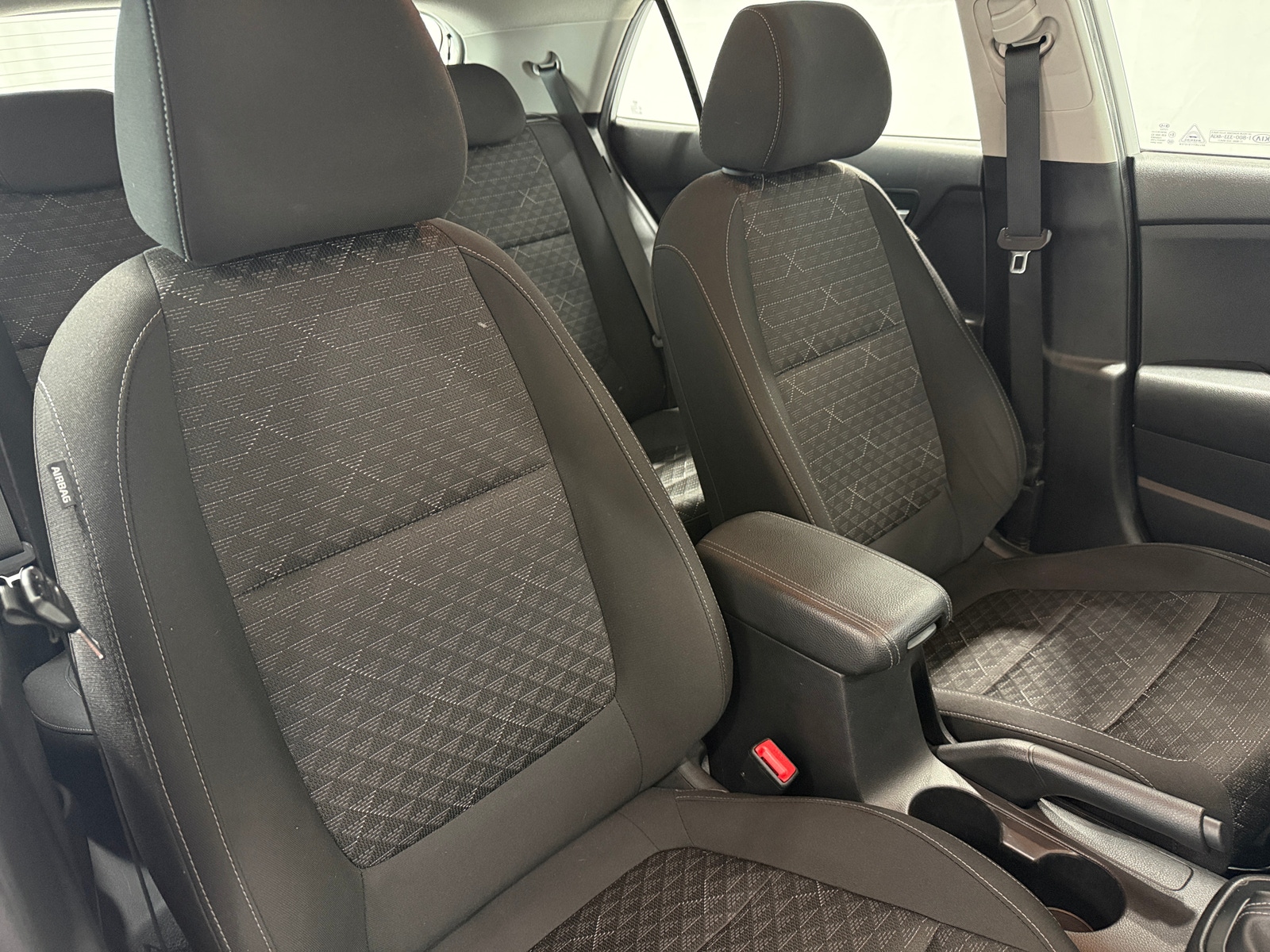 Thumbnail: 2019 Kia Rio - 2