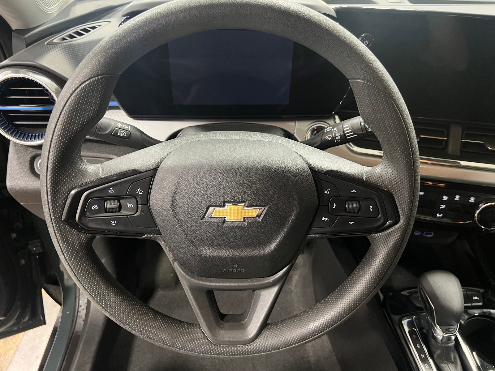 Thumbnail: 2025 Chevrolet Trax - 4
