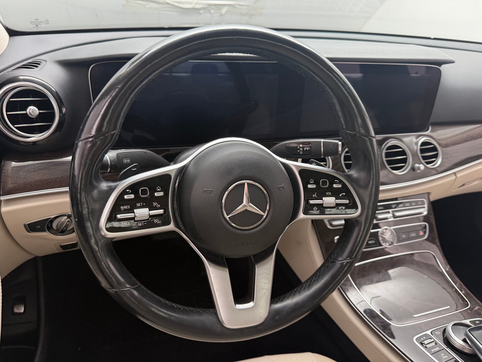 Thumbnail: 2020 Mercedes-Benz E-Class - 4