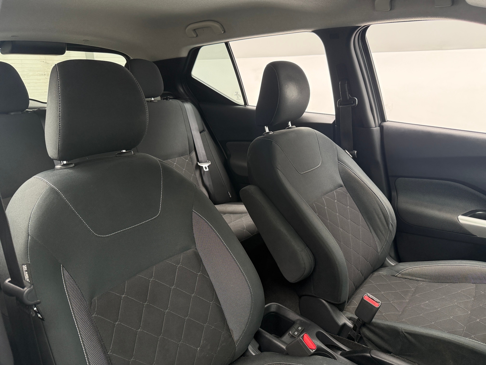 Thumbnail: 2020 Nissan Kicks - 2