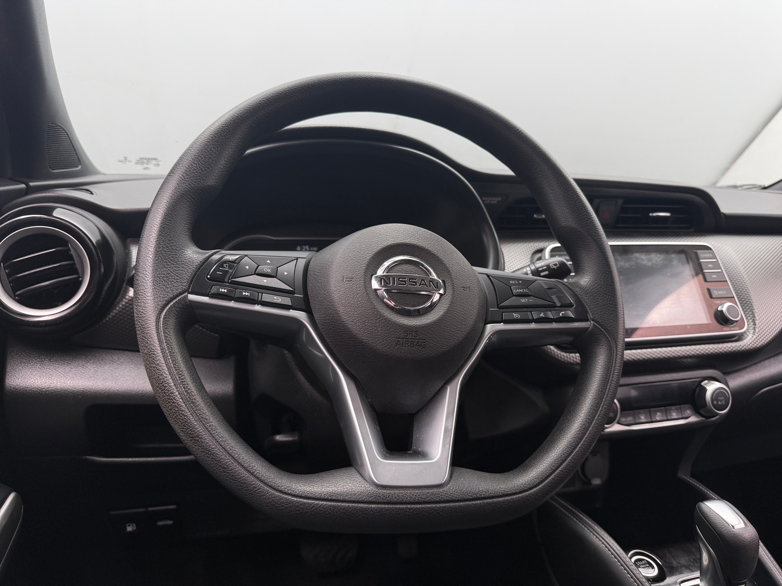 Thumbnail: 2020 Nissan Kicks - 5