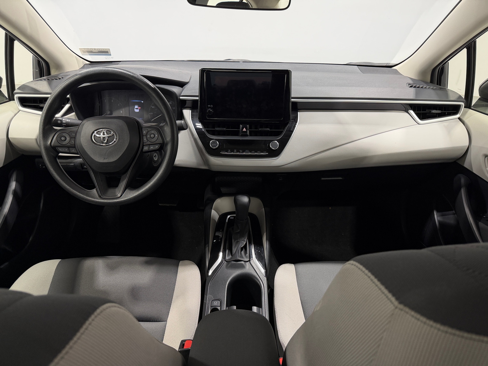 Thumbnail: 2023 Toyota Corolla - 3
